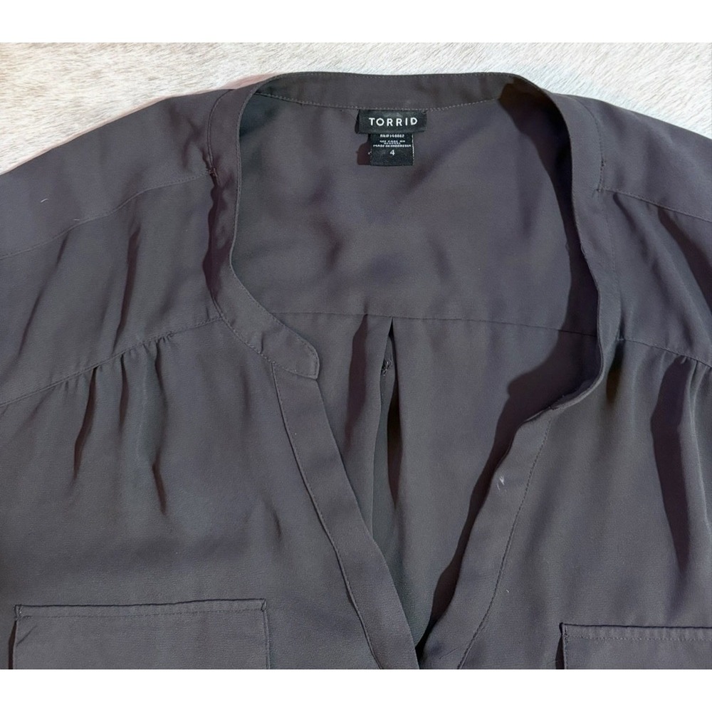 Torrid Size 4 Harper Georgette Pullover 3/4 Sleeve Blouse, Black Womens Pockets - Picture 3 of 5